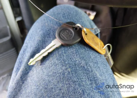 2008 Chevrolet Express Work Van z USA, uszkodzony, nr VIN 1GCFG15X681225465